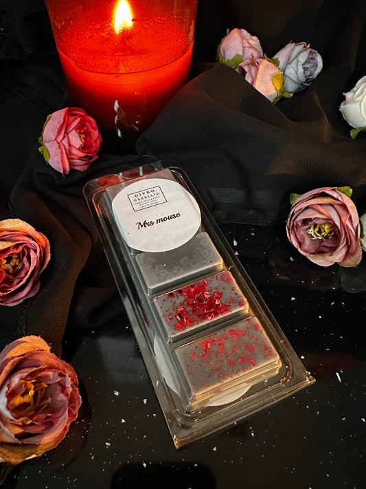 Scent: Mrs. Mouse